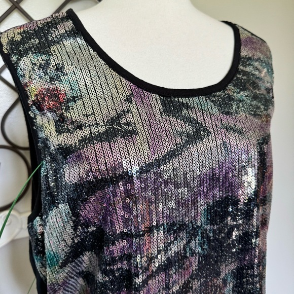 CJ BANKS 16W 18W Tall Sequin Tank Top - Picture 2 of 6